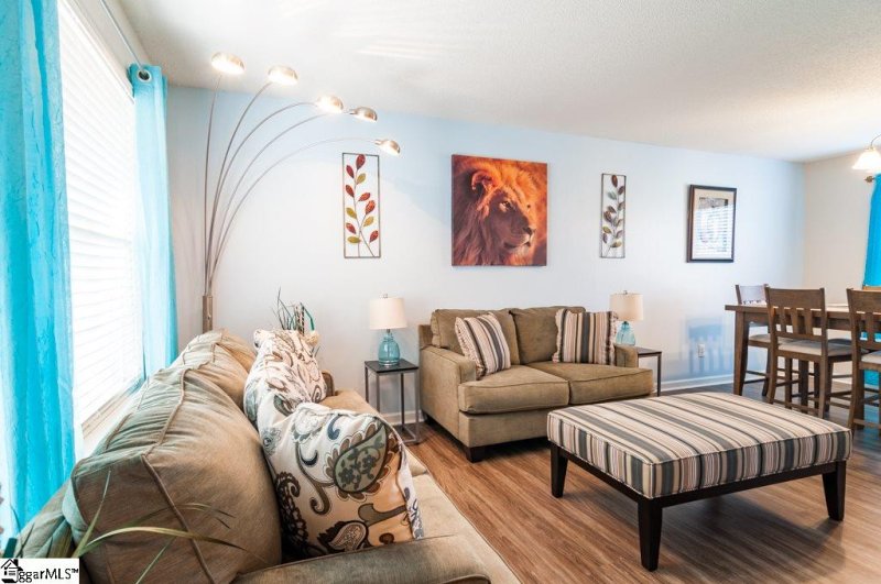 Property image 3 at 110 Granary Drive, Simpsonville, SC 29681