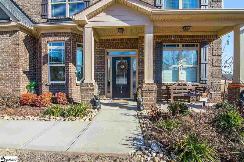 Property image 2 at 124 James Lake Way, Easley, SC 29642