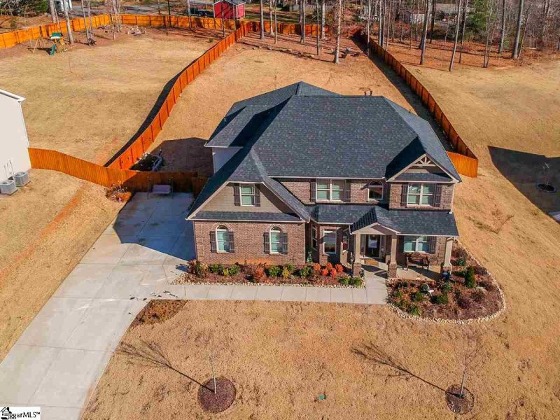 Property image 3 at 124 James Lake Way, Easley, SC 29642