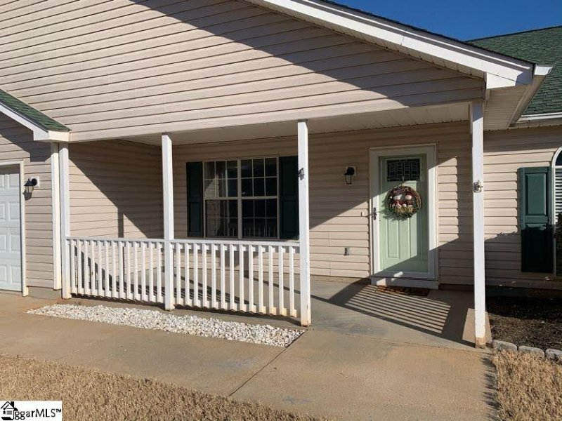 Property image 4 at 4 Wake Forest Way, Mauldin, SC 29662