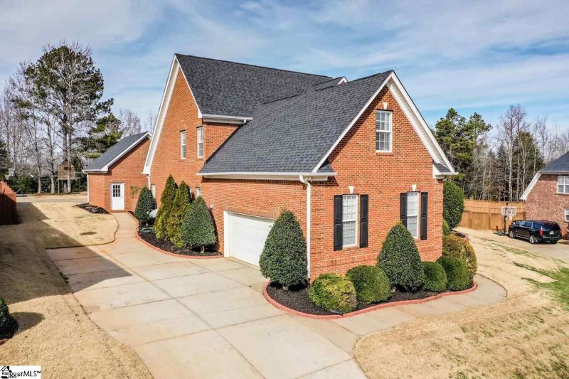 Property image 2 at 104 Tybee Drive, Simpsonville, SC 29681