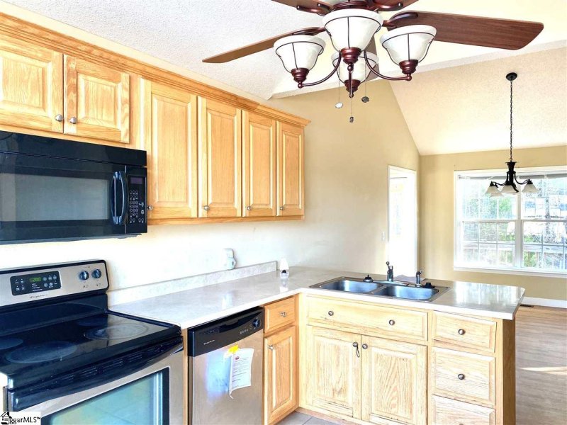 Property image 2 at 103 Sycamore Drive, Pickens, SC 29671