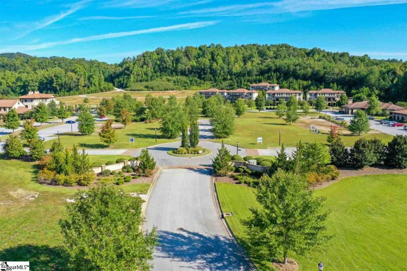 Property image 2 at 605 Garden Market Drive, Travelers Rest, SC 29690-0000