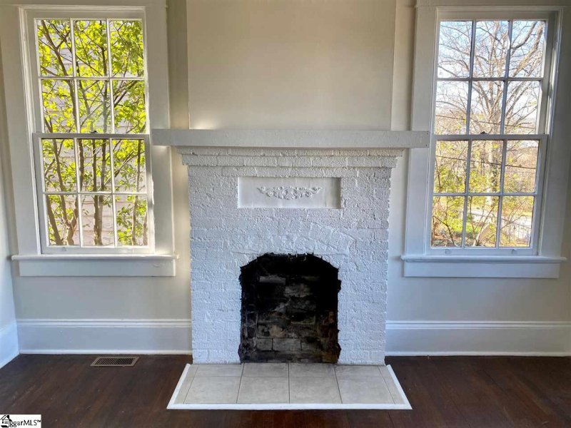 Property image 2 at 199 Brookwood Terrace, Spartanburg, SC 29306