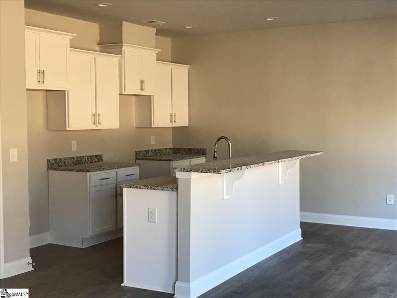 Property image 3 at 198 Rosewood Circle, Duncan, SC 29334