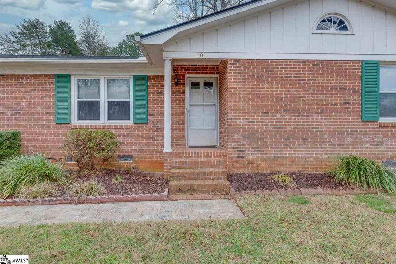 Property image 4 at 303 Bent Creek Drive, Greer, SC 29650