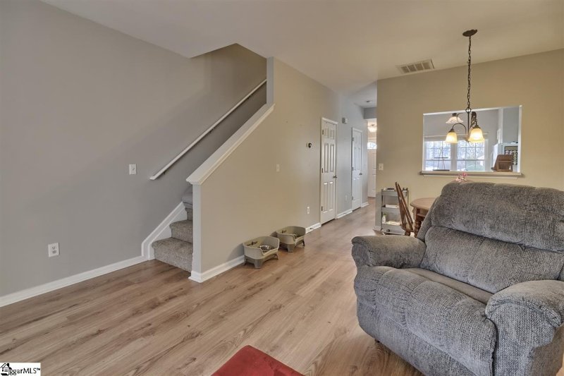 Property image 5 at 565 Waterbrook Drive, Greenville, SC 29607