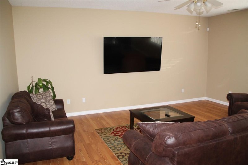 Property image 4 at 405 Bel Arbor Lane, Mauldin, SC 29662