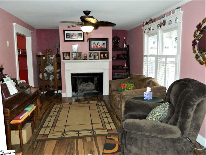 Property image 5 at 532 Indian Trail, Taylors, SC 29687-4940