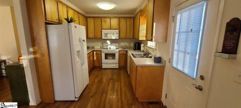 Property image 4 at 138 Cosmos Lane, Greer, SC 29651