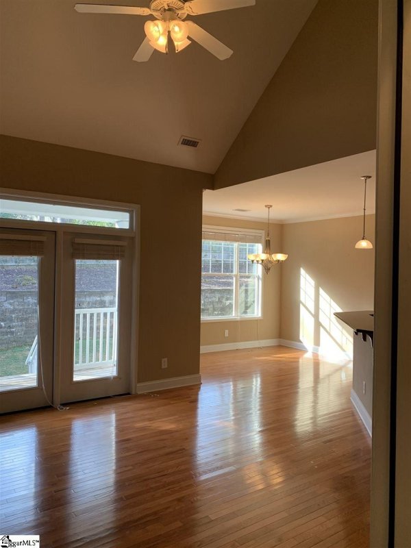 Property image 2 at 11 A Edge Court, Greenville, SC 29609