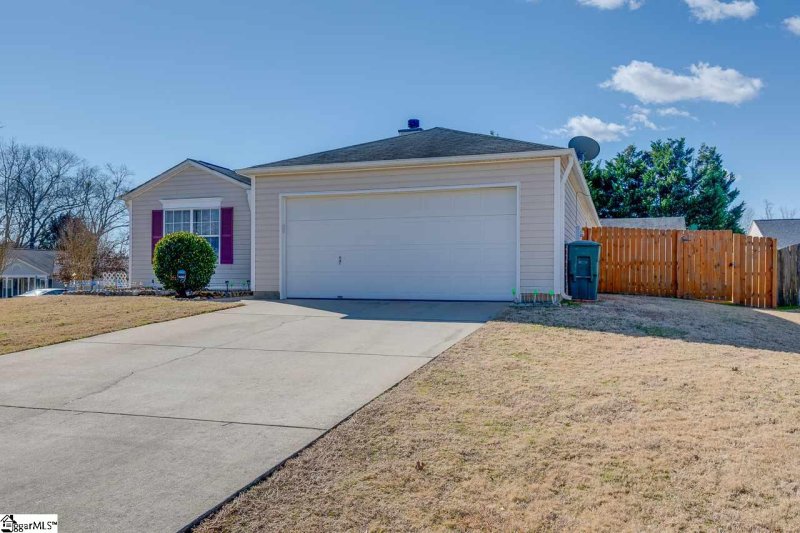 Property image 2 at 1 Cattle Court, Simpsonville, SC 29681