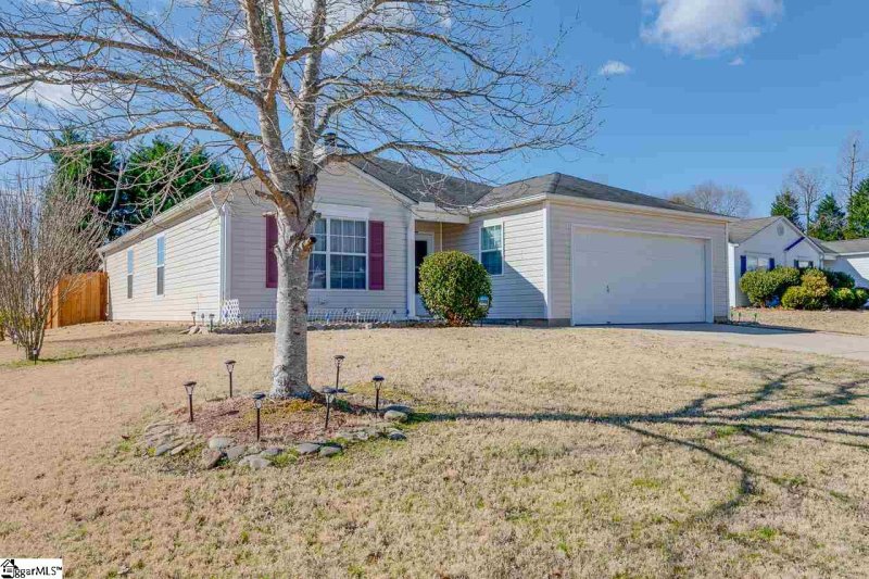 Property image 3 at 1 Cattle Court, Simpsonville, SC 29681