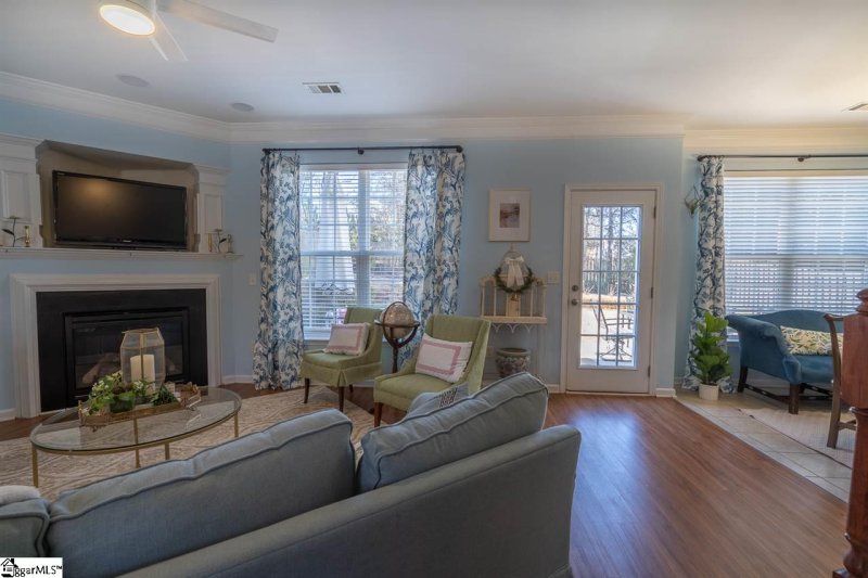 Property image 4 at 11 Valley Fall Court, Greer, SC 29650-5121