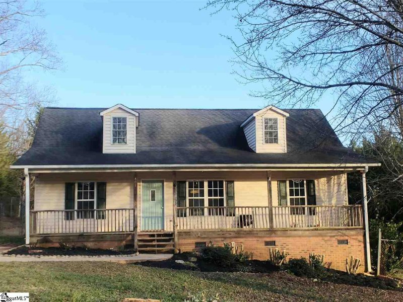 Property image 2 at 307 Dean Street, Pickens, SC 29671