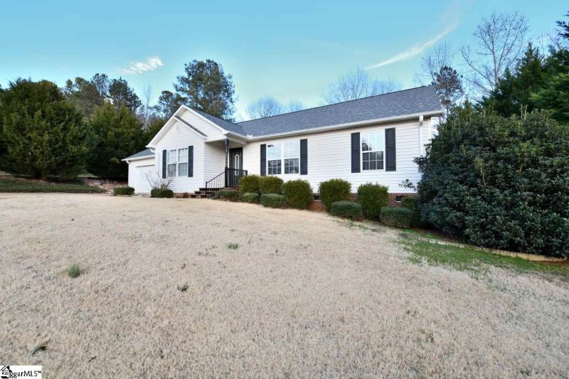 Property image 3 at 205 Sycamore Drive, Pickens, SC 29671