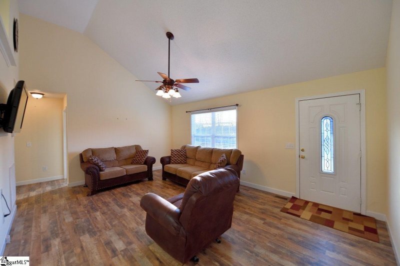 Property image 5 at 205 Sycamore Drive, Pickens, SC 29671