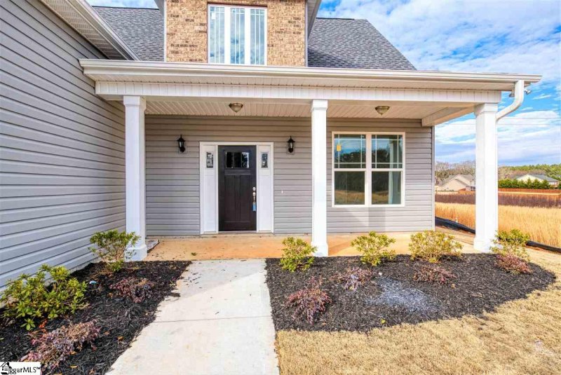 Property image 2 at 105 Carolina Drive, Piedmont, SC 29673