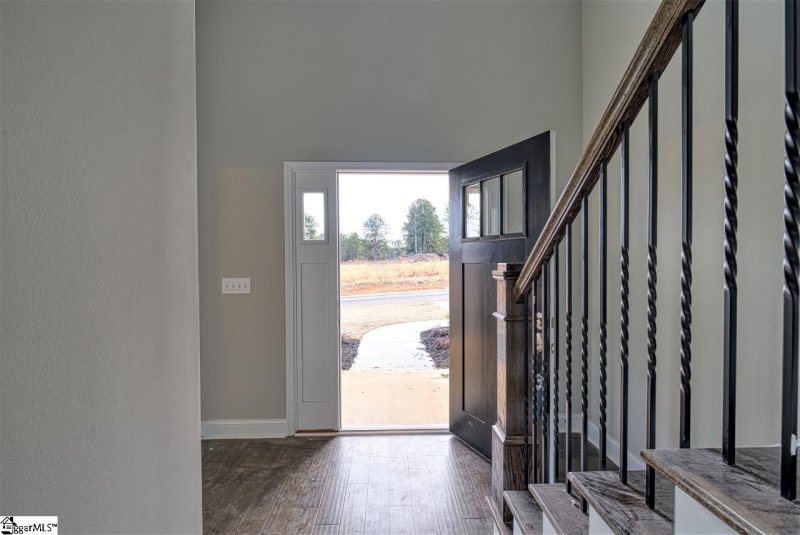 Property image 3 at 105 Carolina Drive, Piedmont, SC 29673