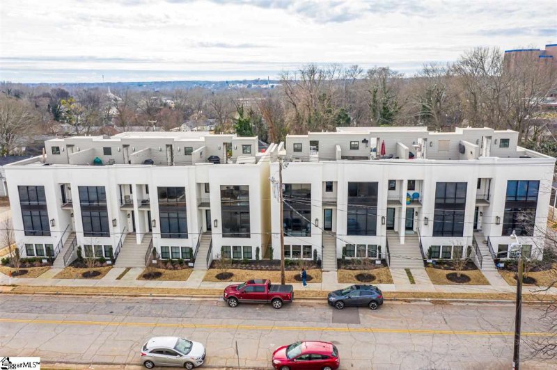 Property image 2 at 609 Arlington Avenue, Greenville, SC 29601