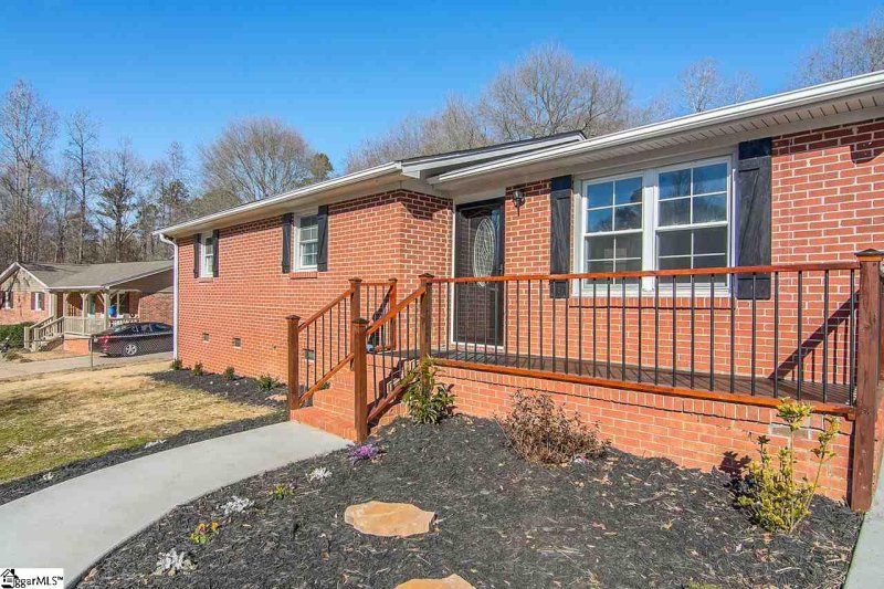 Property image 3 at 100 Cliffwood Court, Fountain Inn, SC 29644