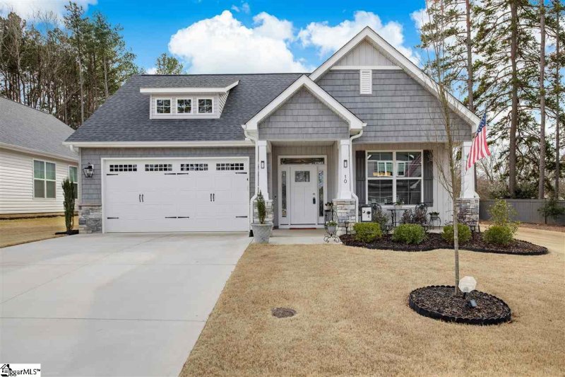 Property image 2 at 10 Golden Apple Trail, Mauldin, SC 29662