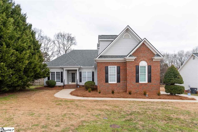 Property image 2 at 5 Alcott Court, Simpsonville, SC 29681