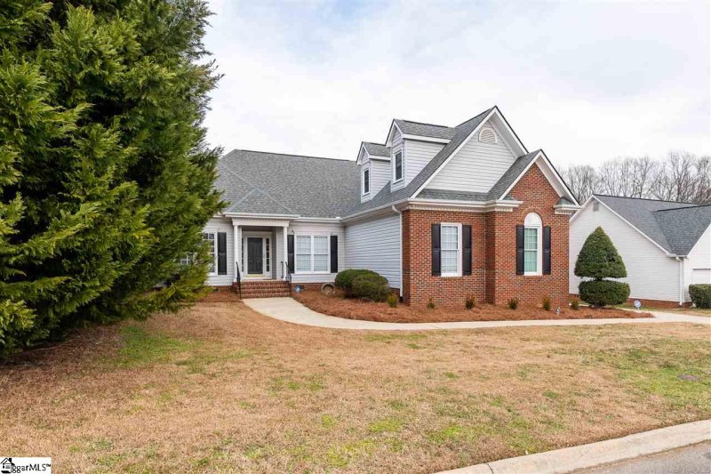 Property image 3 at 5 Alcott Court, Simpsonville, SC 29681