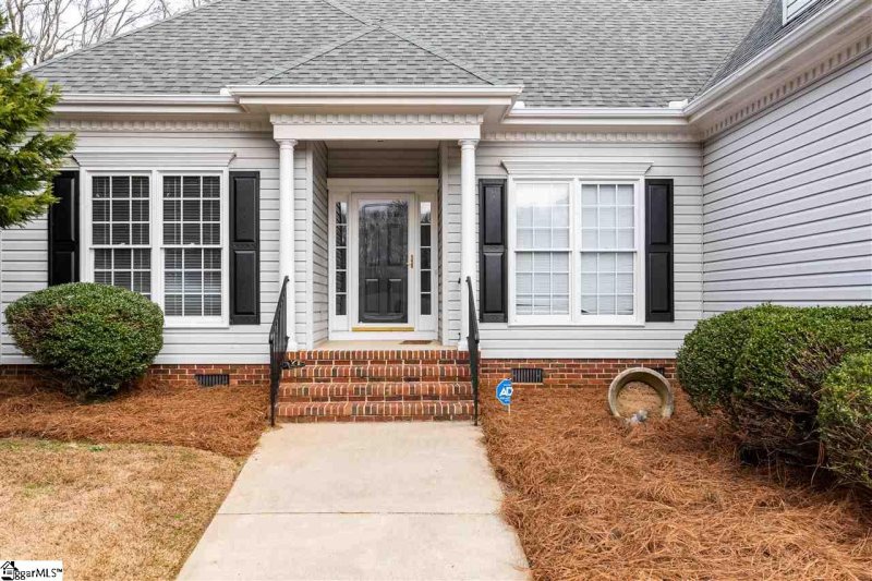 Property image 5 at 5 Alcott Court, Simpsonville, SC 29681