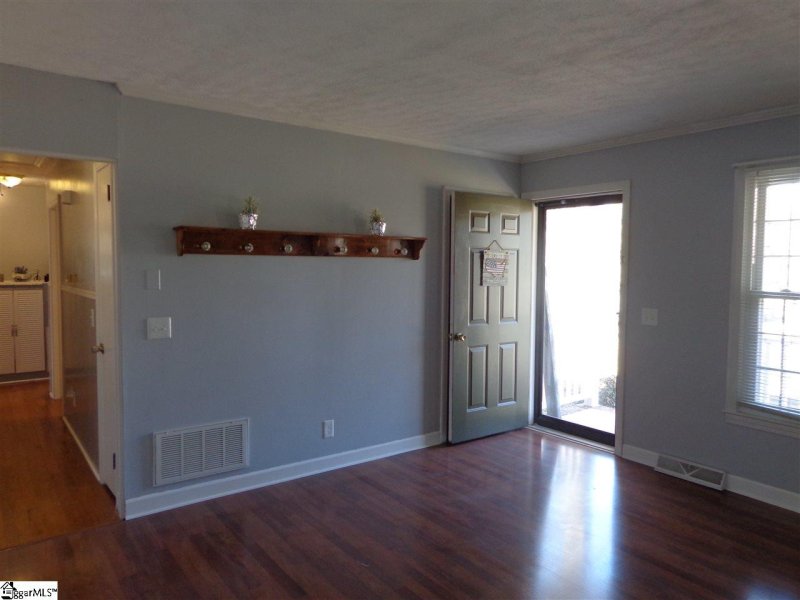 Property image 5 at 266 Clearview Circle, Travelers Rest, SC 29690