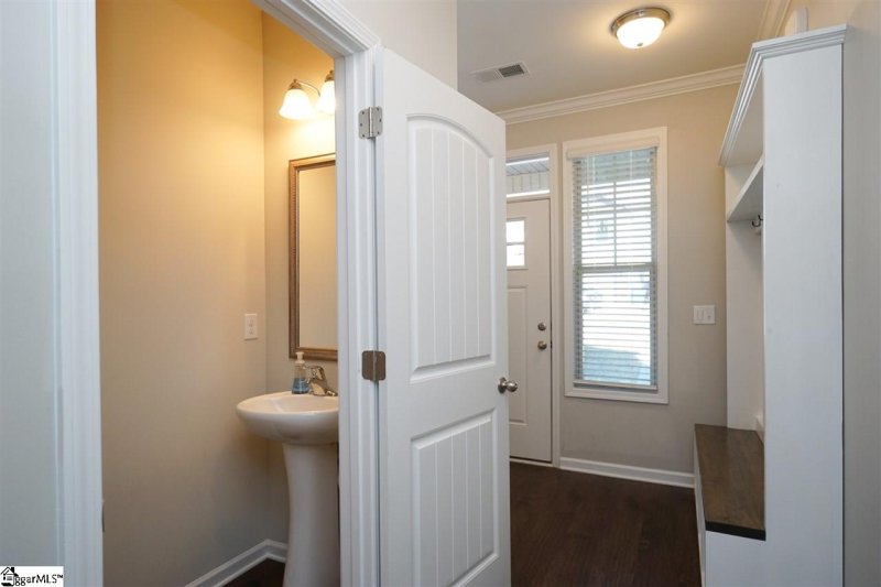 Property image 4 at 107 Wheaton Court, Simpsonville, SC 29680-6477