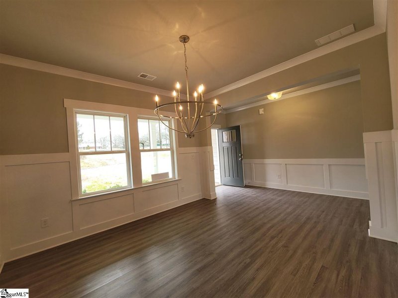 Property image 4 at 229 Dillon Circle, Spartanburg, SC 29307