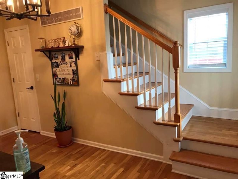 Property image 3 at 104 Cosmos Lane, Greer, SC 29651