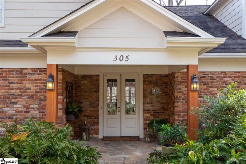 Property image 2 at 305 Riverside Drive, Greenville, SC 29605