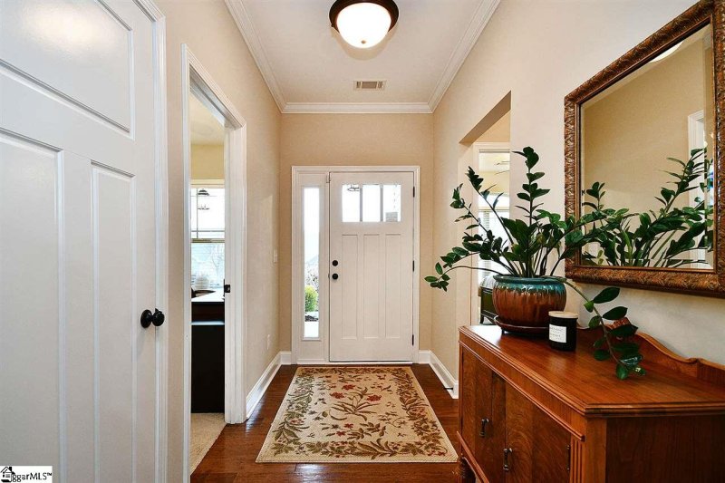 Property image 3 at 10 Gamesford Court, Simpsonville, SC 29680