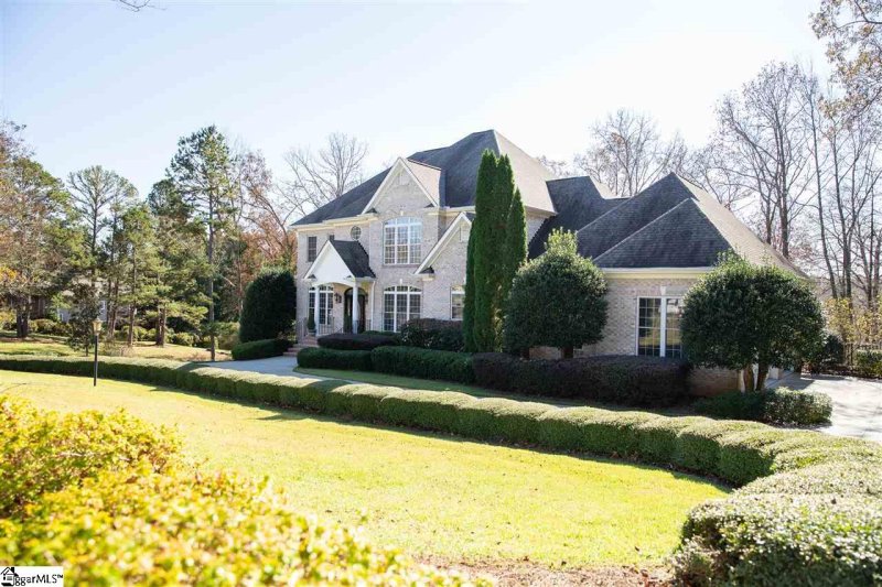 1706 Cross Creek Drive