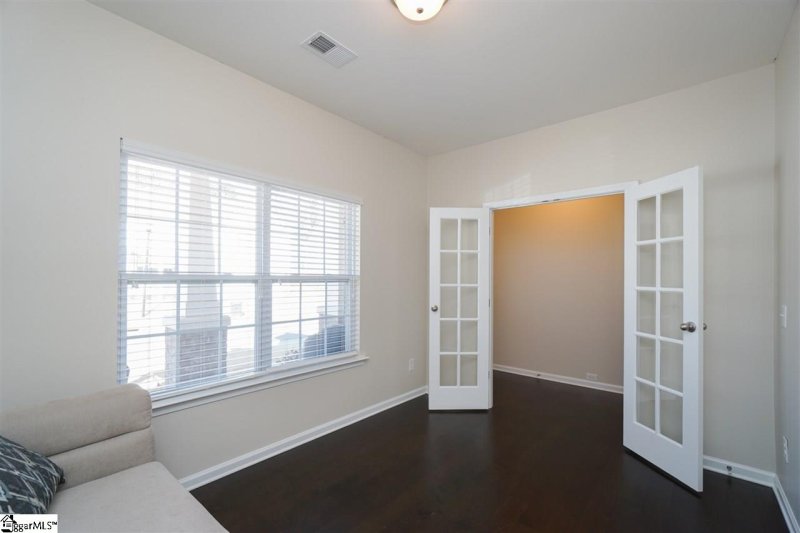 Property image 4 at 117 Hartwood Lake Drive, Greer, SC 29650