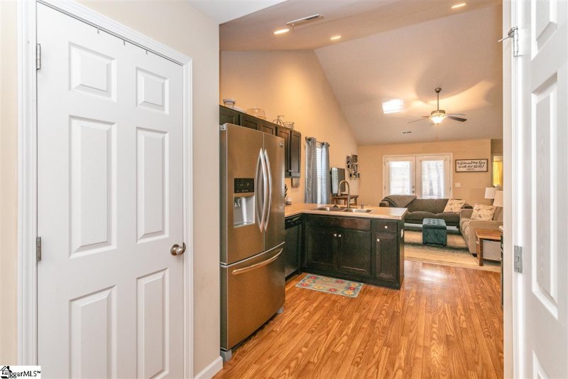 Property image 5 at 103 Soaring Hawk Court, Anderson, SC 29621