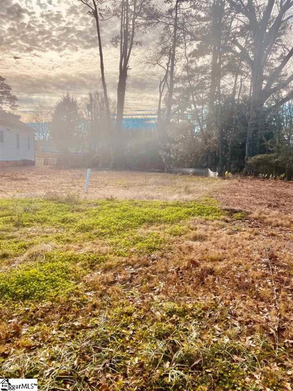 Property image 2 at 116 Knollwood Lane, Greenville, SC 29607