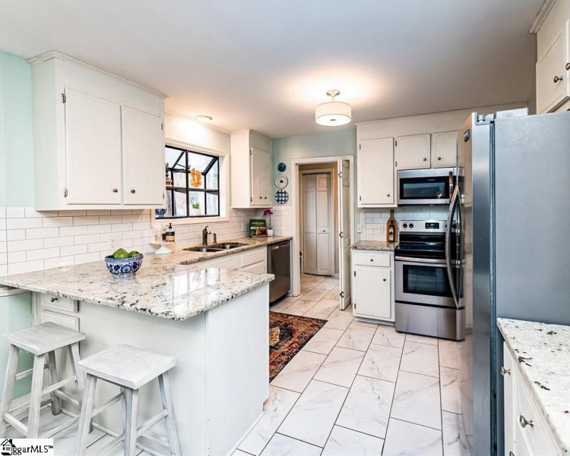 Property image 2 at 115 Roswell Terrace, Spartanburg, SC 29307