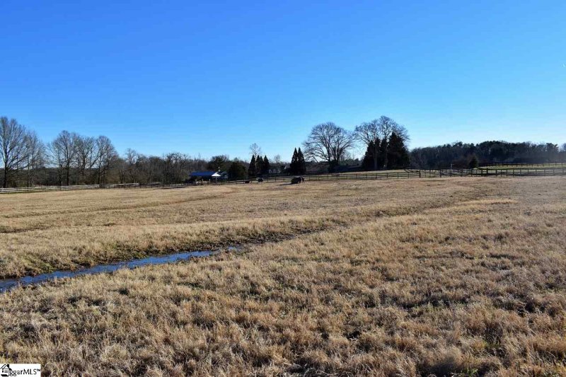 Property image 3 at Stable Gate Drive, Campobello, SC 29322