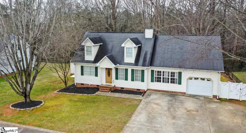 Property image 2 at 205 Patio Road, Easley, SC 29642