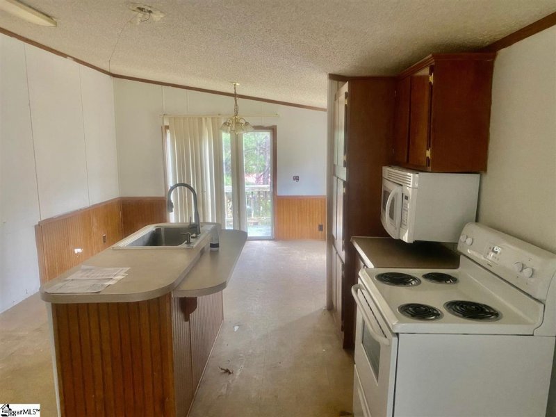 Property image 4 at 203 Baywood Hills Drive, Simpsonville, SC 29680