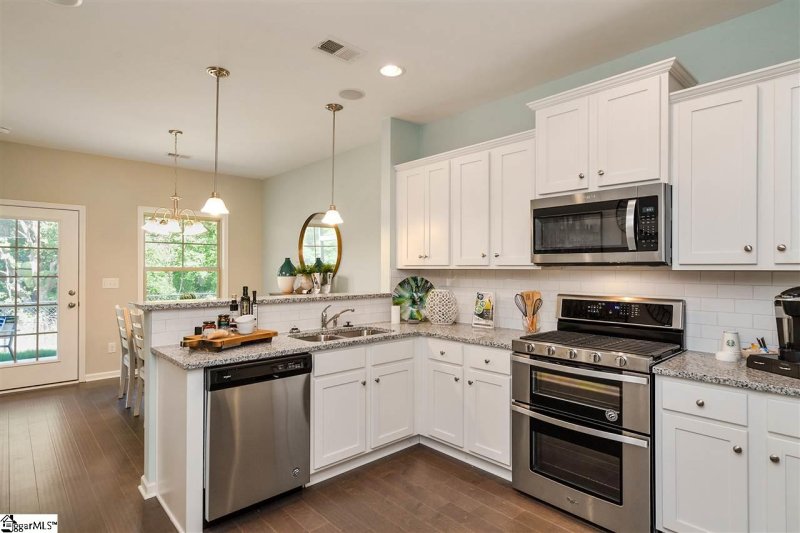 Property image 2 at 200 Fern Hollow Way, Mauldin, SC 29662