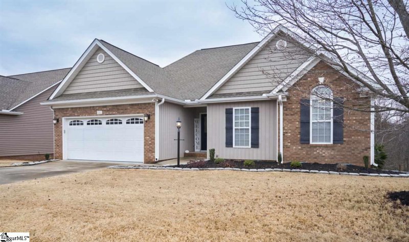 Property image 2 at 690 Secretariat Drive, Boiling Springs, SC 29316