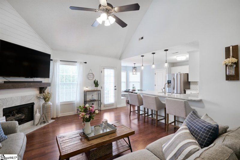 Property image 5 at 690 Secretariat Drive, Boiling Springs, SC 29316