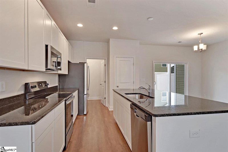 Property image 3 at 125 Valley Creek Drive, Boiling Springs, SC 29316