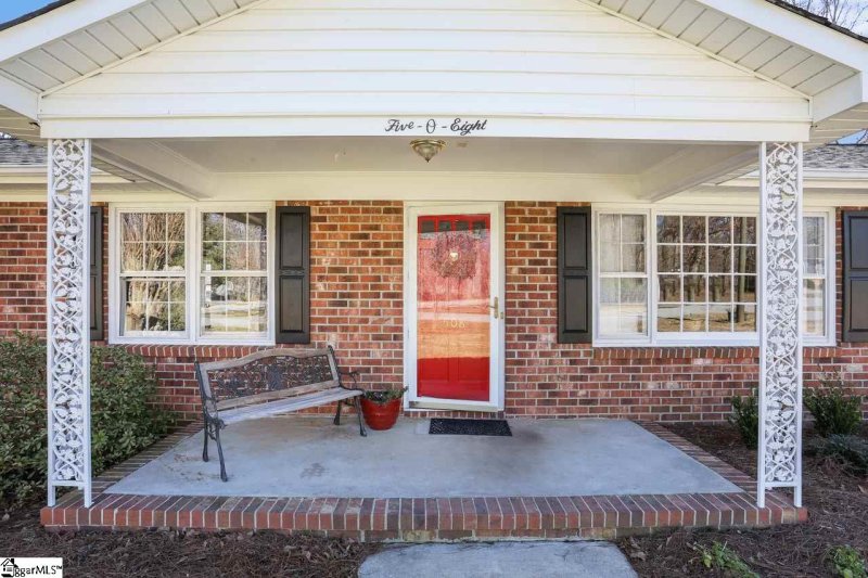 Property image 2 at 508 Avon Drive, Taylors, SC 29687