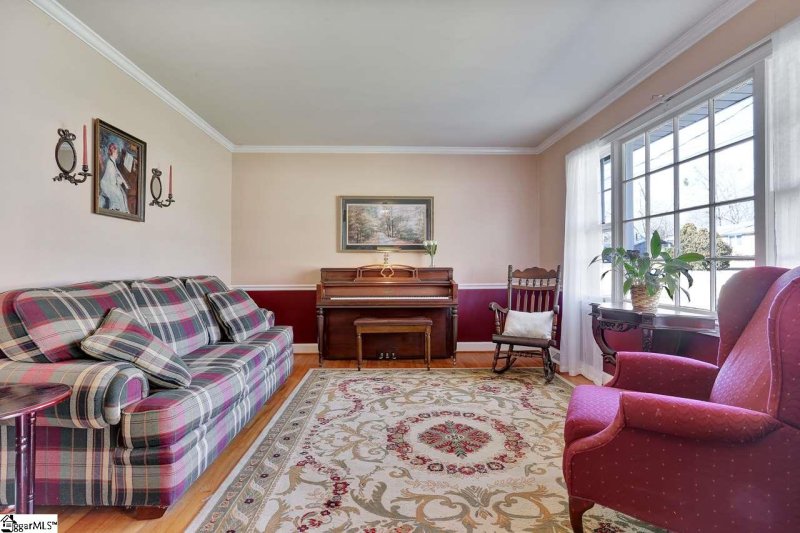 Property image 3 at 508 Avon Drive, Taylors, SC 29687