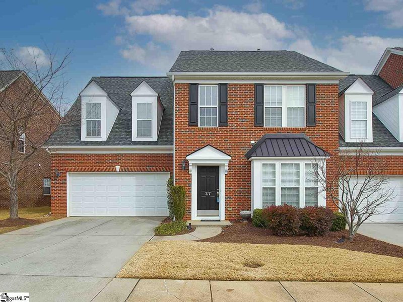 27 EVERLEIGH Court